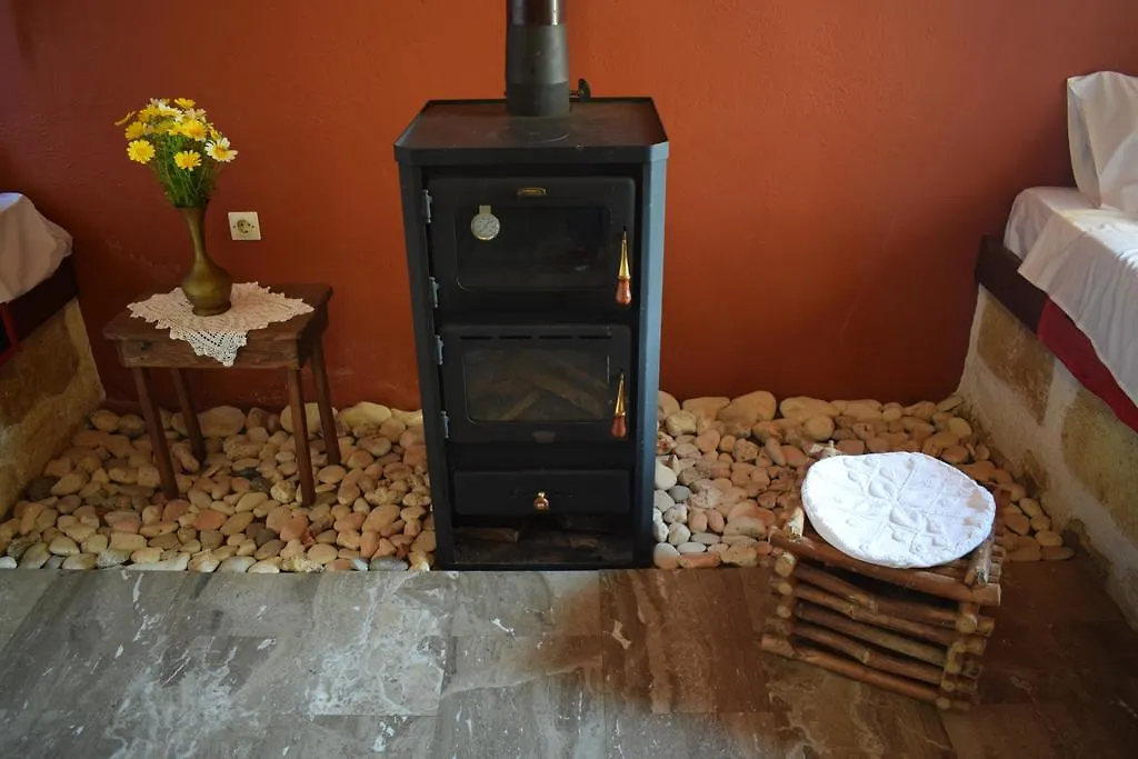 Eirini'S Stone House Villa Megala Chorafia Greece